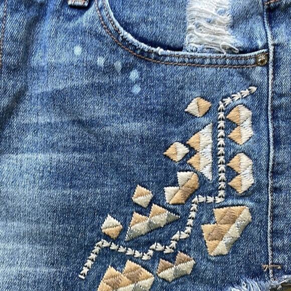 Free People embroidered cutoff coastal cowgirl denim shorts - Picture 5 of 10